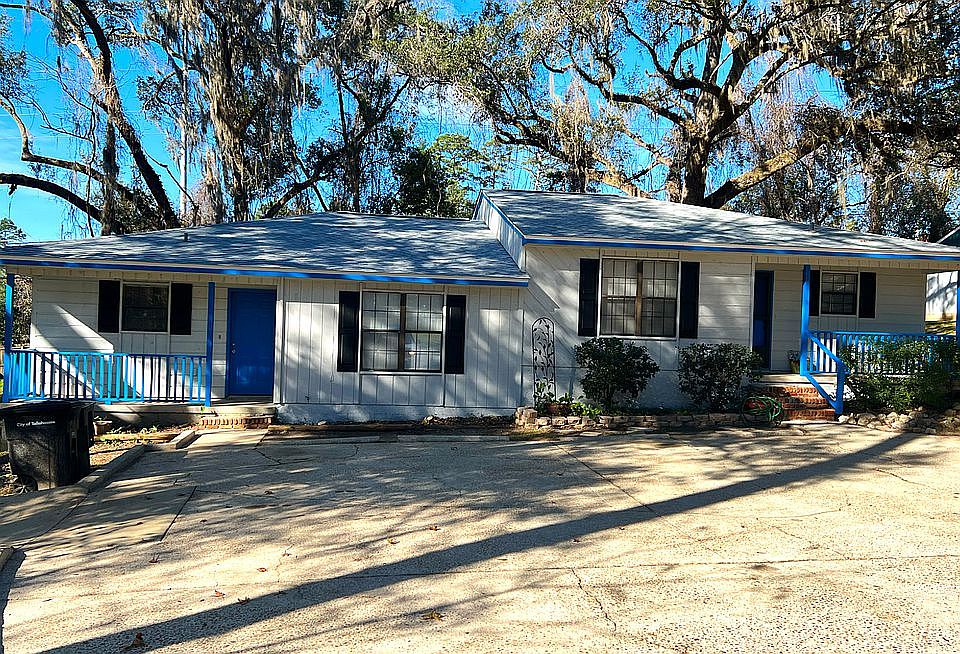 1st image of 2438 Diehl Dr