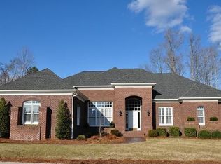 18523 Carnegie Overlook Blvd, Davidson, NC 28036