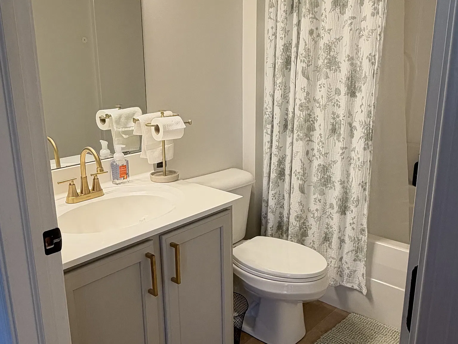 Laurel Ridge Dr, Dayton — Photo 2