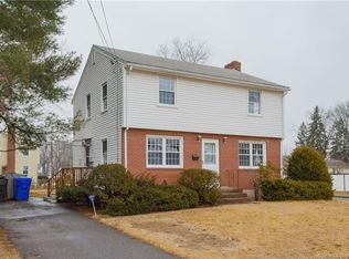 94 Wood Dr, East Hartford, CT 06108