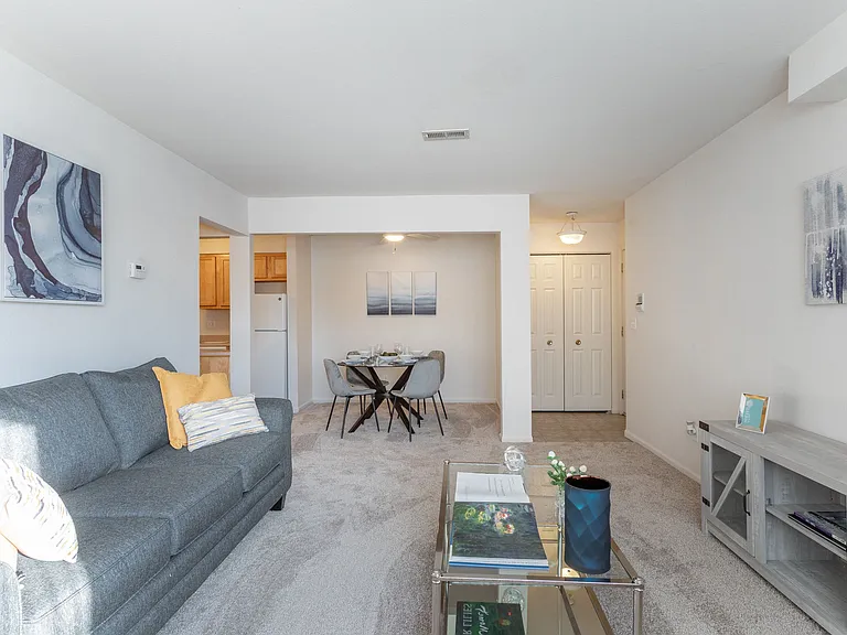 Dearborn View Apartments - Inkster, MI — Photo 29