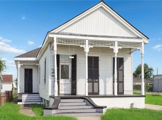 1120 5th St, Gretna, LA 70053