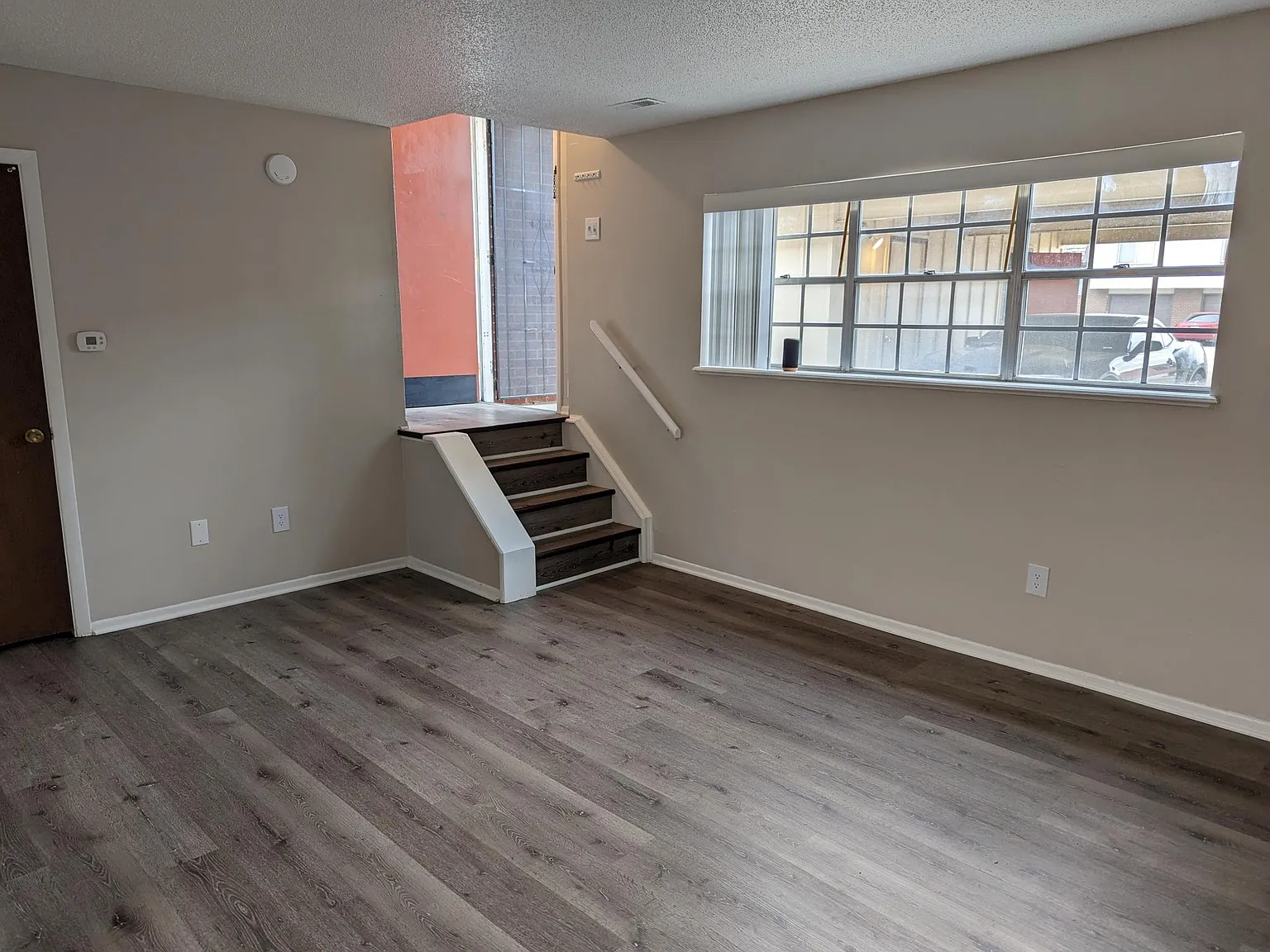 2 bed, 960 sqft, $1,095 — Photo 3