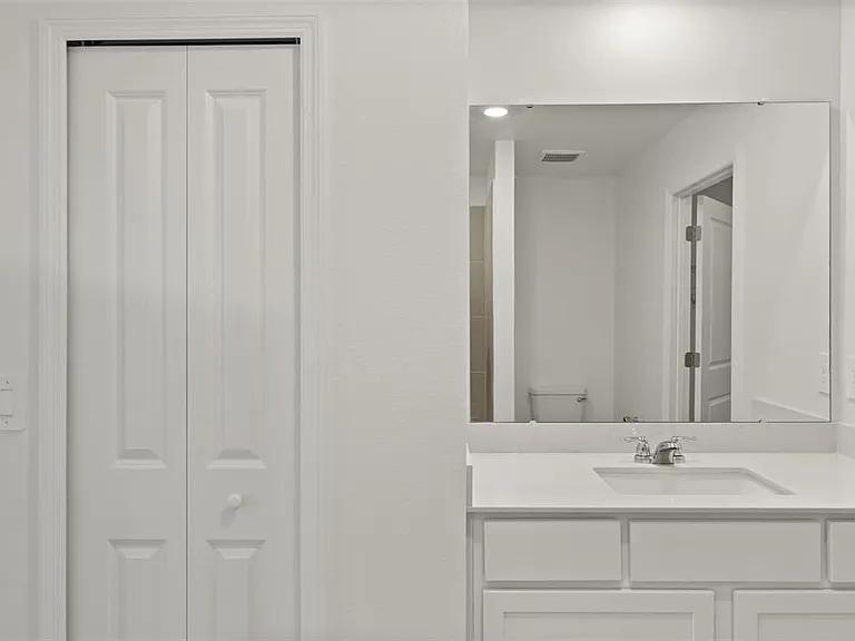 3362 Alexander Dr — Photo 16
