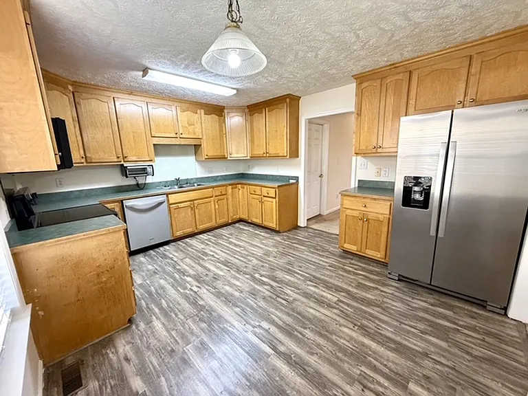 6808 Jacobs Creek Cir — Photo 7