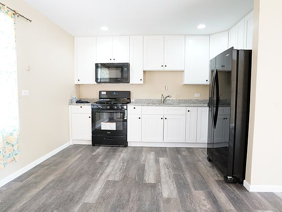 3rd image of 7101 Mulberry St