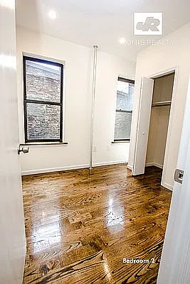 Rented by Jonis Realty | media 5