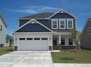 1100 Terraces Ln, Hampstead, NC 28443