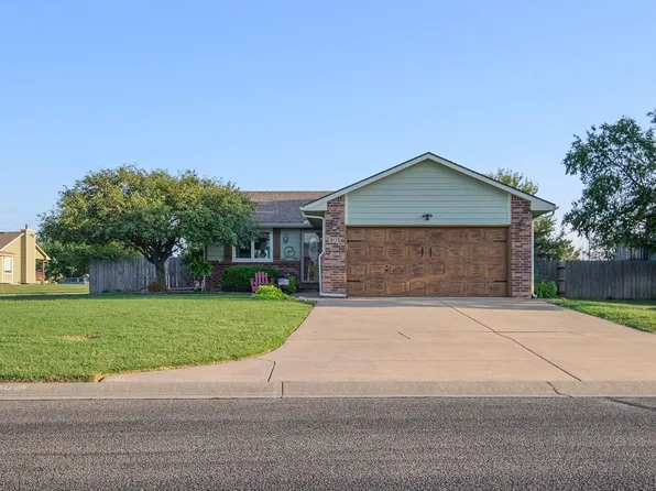 905 N Southwind Ct, Goddard, KS 67052