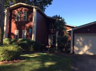 737 Largo Dr, Virginia Beach, VA 23464