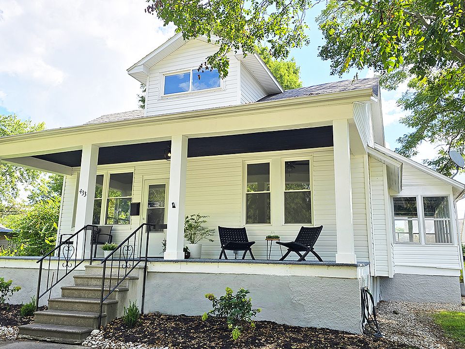 1st image of 433 S Lincoln Blvd