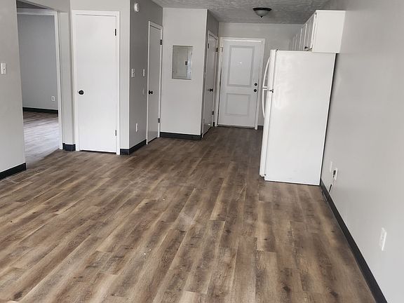 4th image of 427 N Wilson Ave