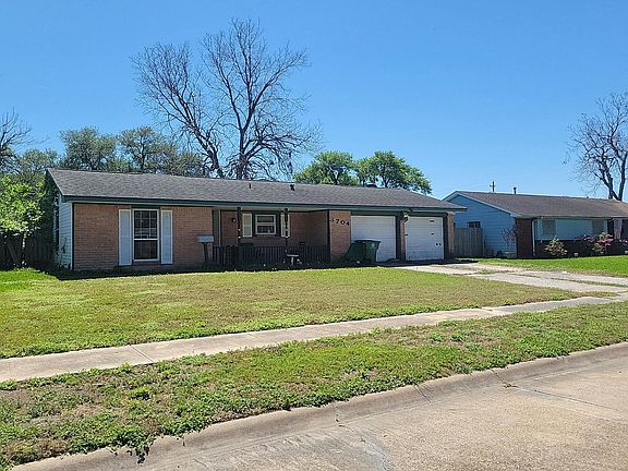 3rd image of 3704 Rena Jane Ln