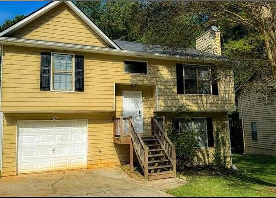 1st image of 2212 Lowtrail Ct