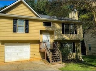 2212 Lowtrail Ct, Lithonia, GA 30058