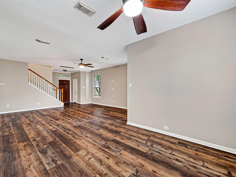 5403 Canyon Hollow Dr — Photo 14