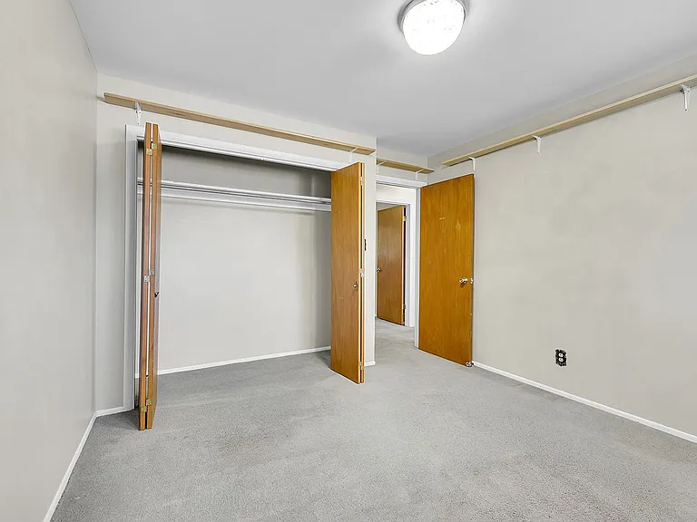4220 Edwinstowe Ave — Photo 29