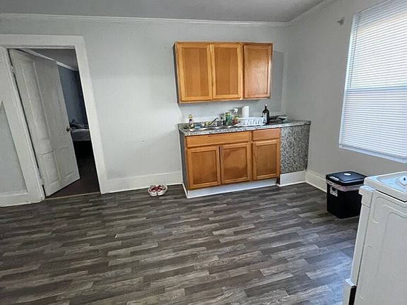 5th image of 505 Chiquola Apts Unit 1