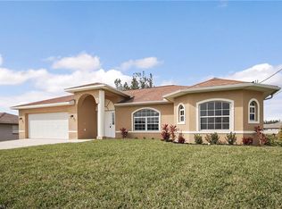 2914 SW 4th Pl, Cape Coral, FL 33914