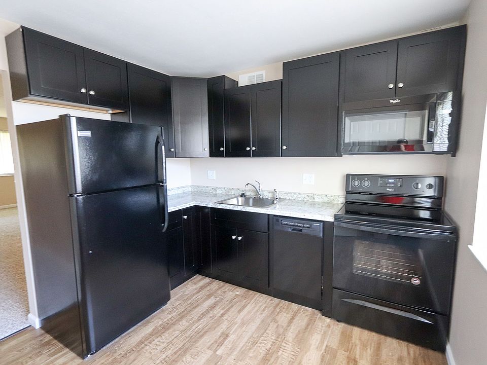1st image of 700 Thompson Dr #705