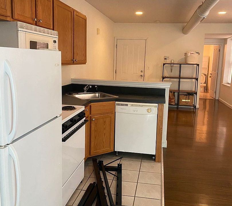 1st image of 1313 N 15th St #8664007