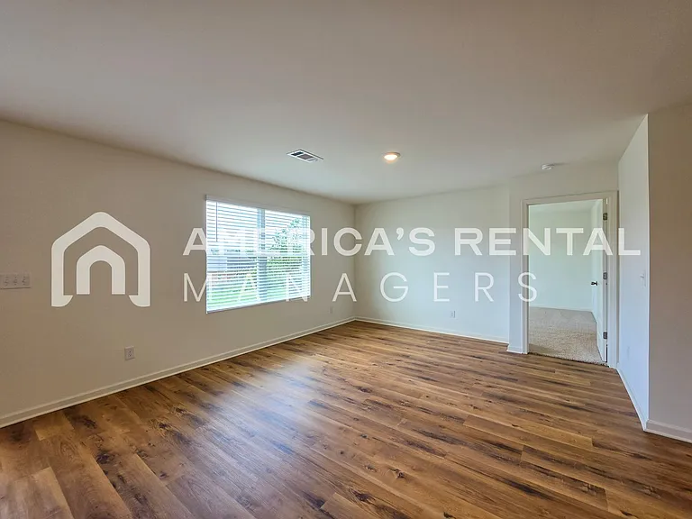 9314 Parkway Gardens Loop — Photo 47
