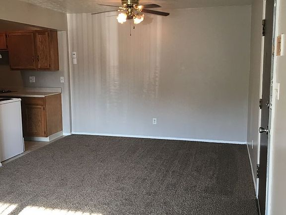 5th image of 5892 Buckeye Ln APT 10