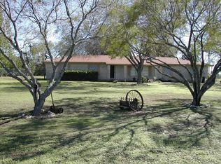 2461 Leissner School Rd, Seguin, TX 78155