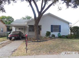 509 McLemore Dr, Garland, TX 75040