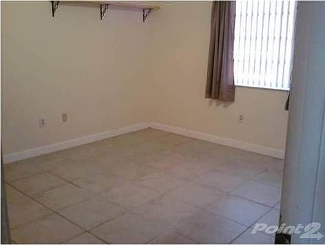 3rd image of 13655 NE 10th Ave APT 306