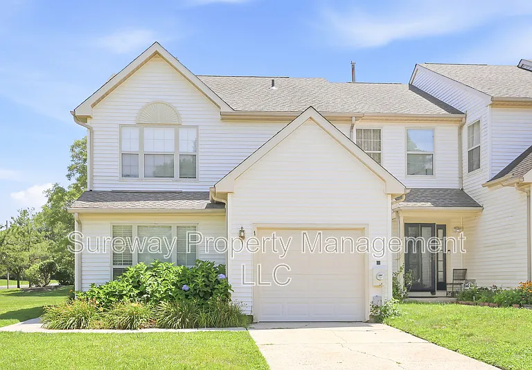 1 Periwinkle Ln — Photo 1