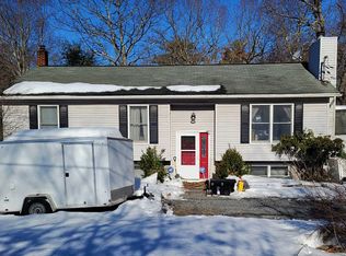 5438 Gingerbread Ln, East Stroudsburg, PA 18302