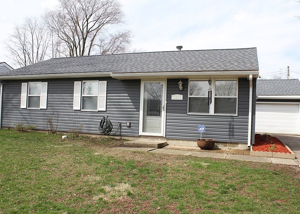 1st image of 3212 Walton St