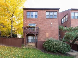 1147 N Utah St, Arlington, VA 22201