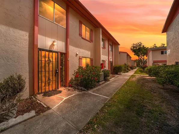 1635 58th Ter S APT 2, Saint Petersburg, FL 33712