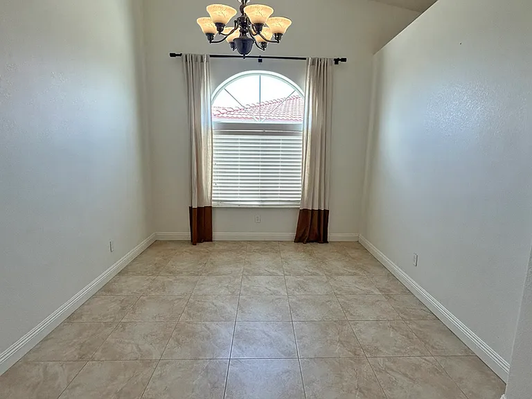 7146 Amanda Way — Photo 9