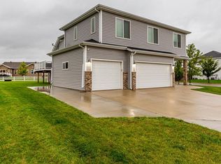 1501 Johnson Dr S, Moorhead, MN 56560