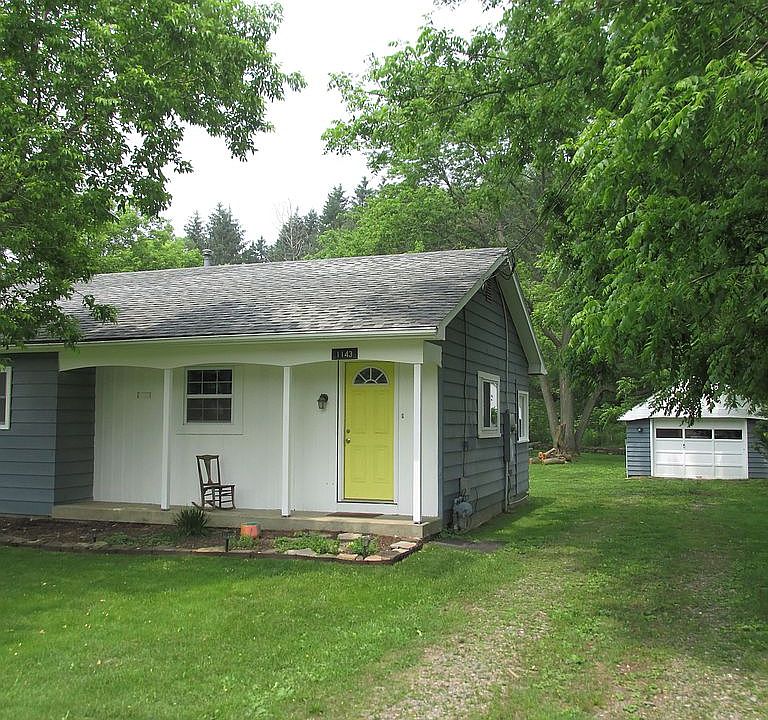 1st image of 1143 Breesport Rd