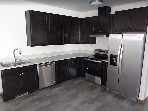 4th image of 108 N 44th Ave