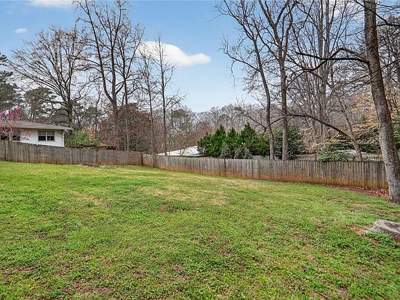 3rd image of 1127 Moores Mill Rd NW