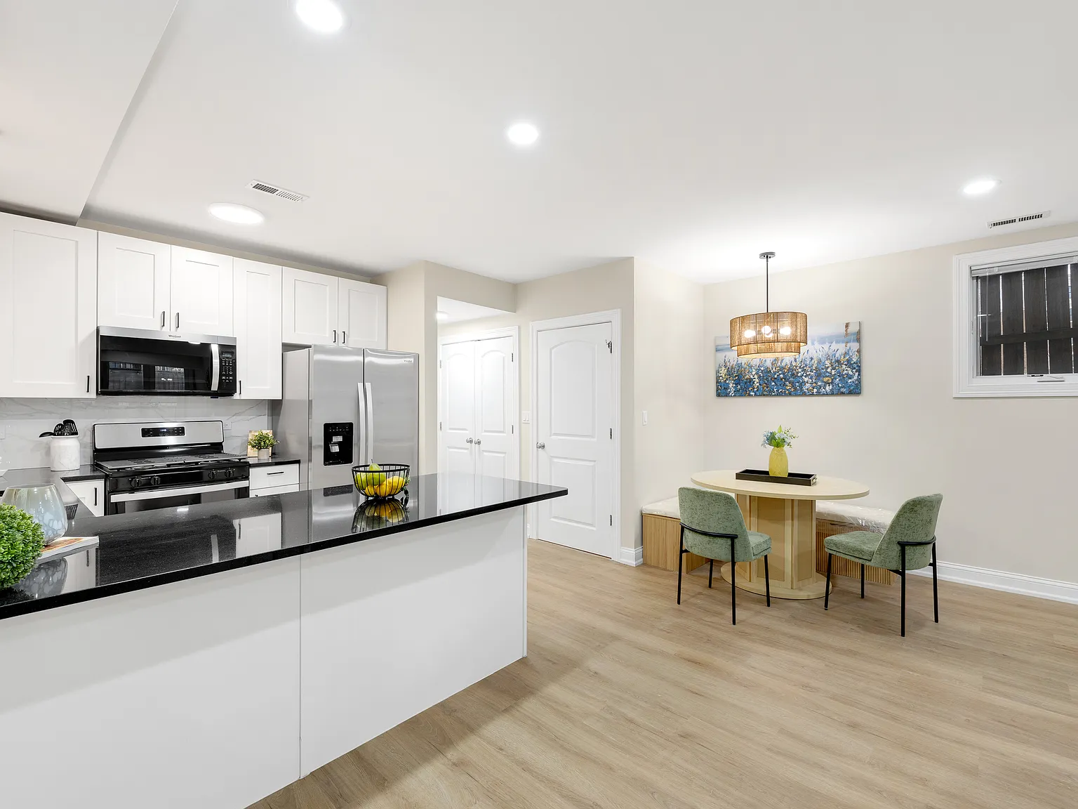 2 bed, 1500 sqft, $2,950 — Photo 2