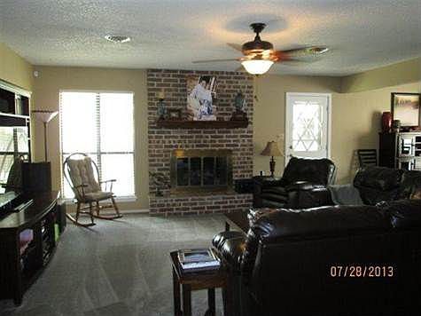 4th image of 1003 W Pueblo Ave
