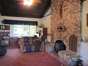 4th image of 9855 Cow Creek Dr