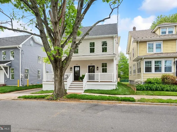 25 E 2nd St, Moorestown, NJ 08057