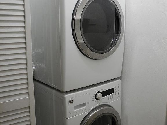 Nice front loading washer/dryer in unit