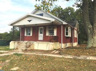 200 11th St, Hammonton, NJ 08037