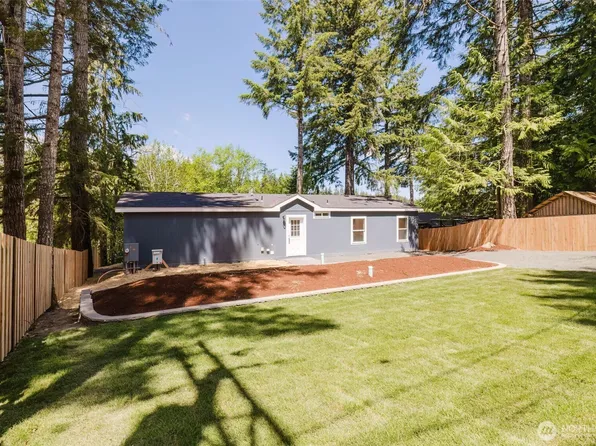 401 E Trails End Drive, Belfair, WA 98528