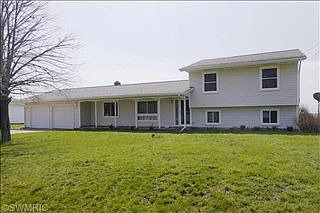 1st image of 166 Singletree Ln