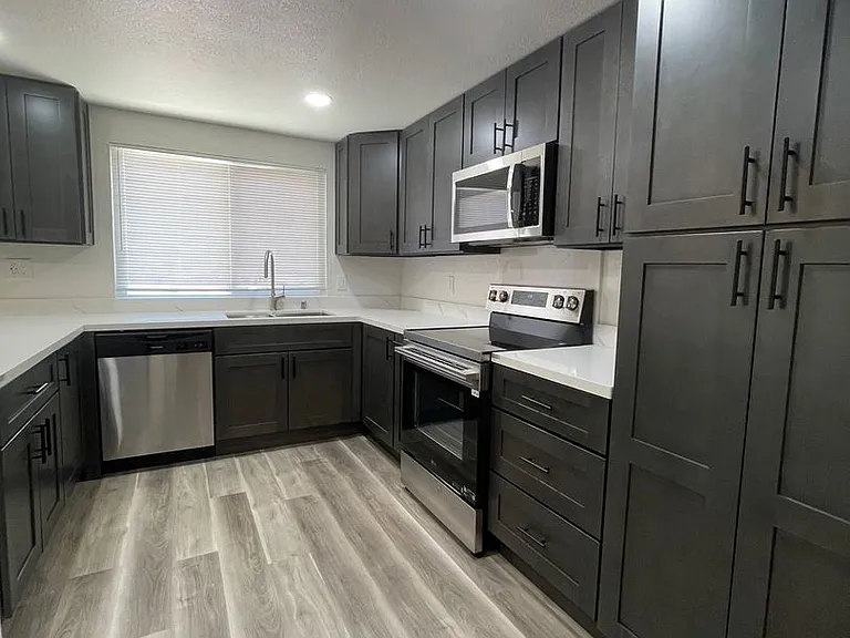 2700 Bluebell Cir — Photo 11