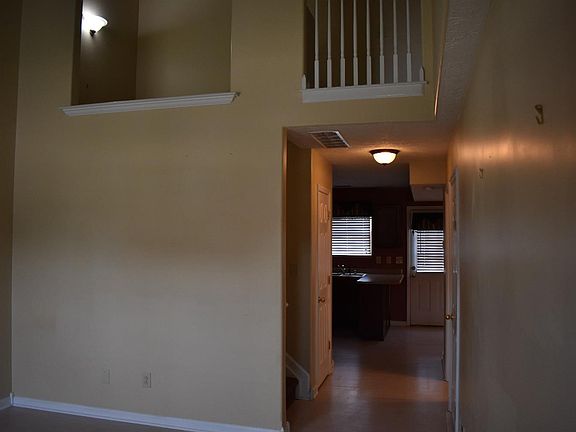 4th image of 2911 Blairdon Cir